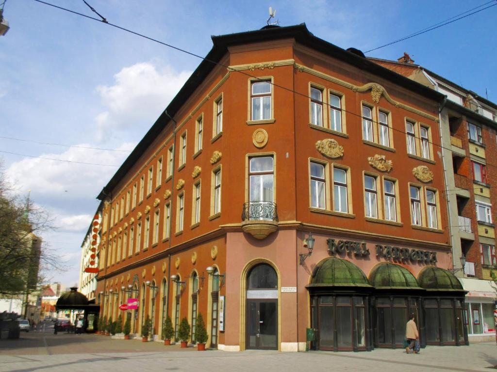 Hotel Pannonia, Мишкольц