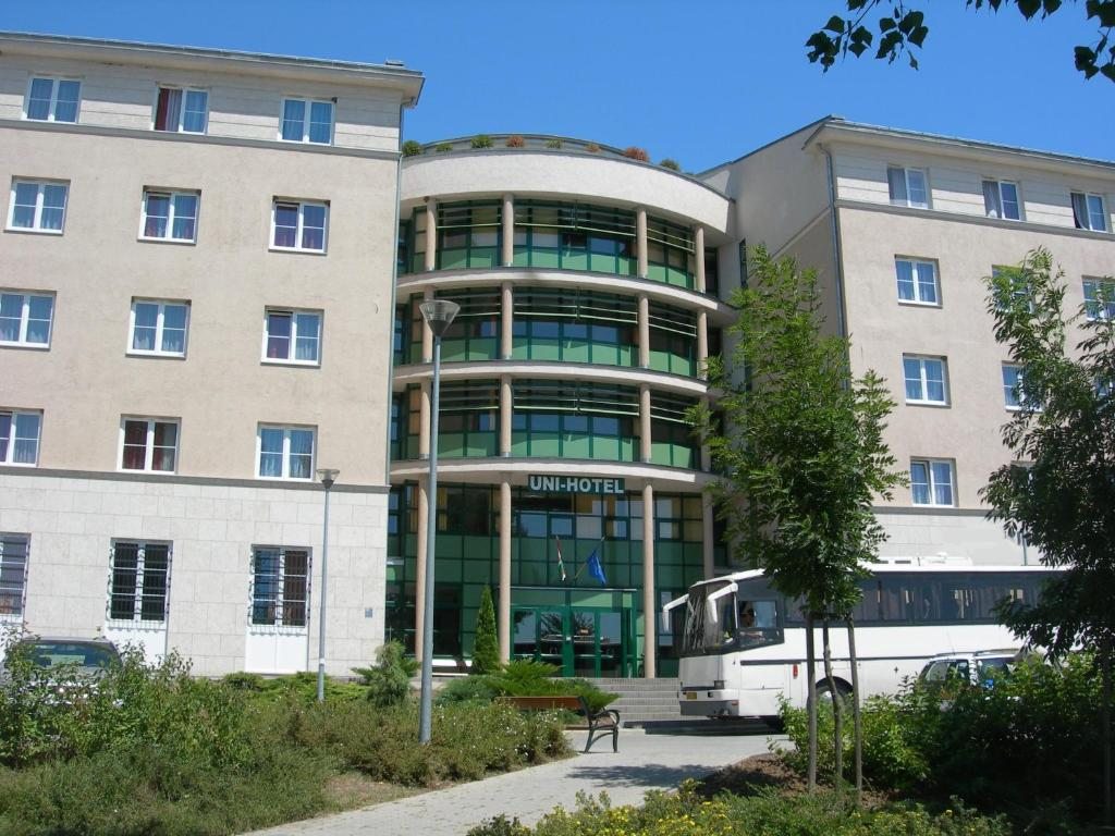 Uni-Hotel Diákotthon, Мишкольц