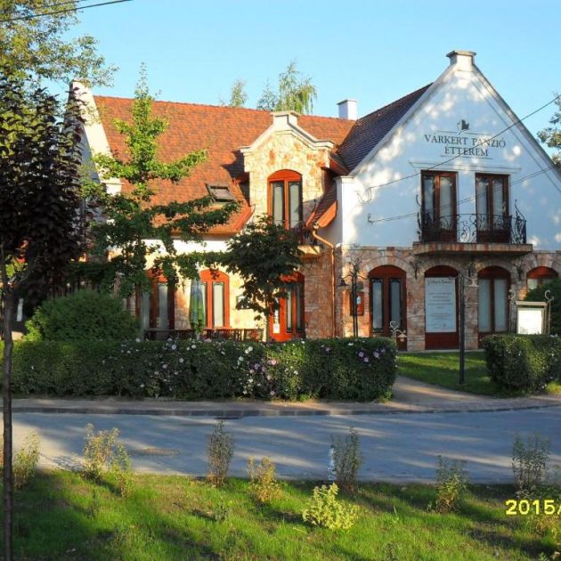 Гостевой дом Várkert Panzió és Étterem, Мишкольц