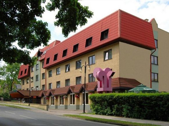 Отель Hotel Polanica, Поляница-Здруй