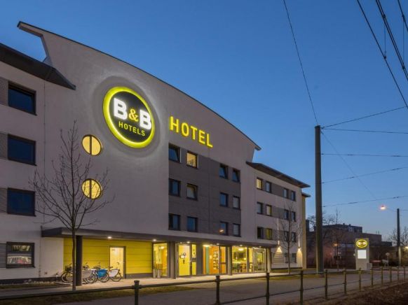 B&B Hotel Augsburg, Аугсбург