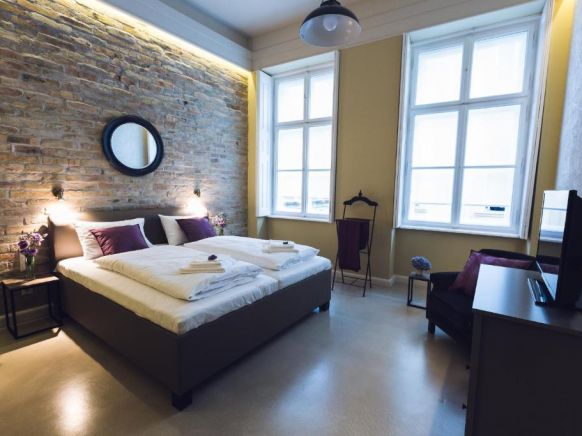 Heritage Home Apartments