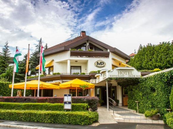 Hotel Molnár