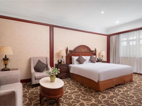 Howard Johnson Hong Qiao Airport Hotel Shanghai