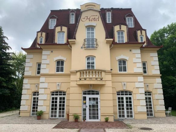 Walzer Hotel & Restaurant, Будапешт