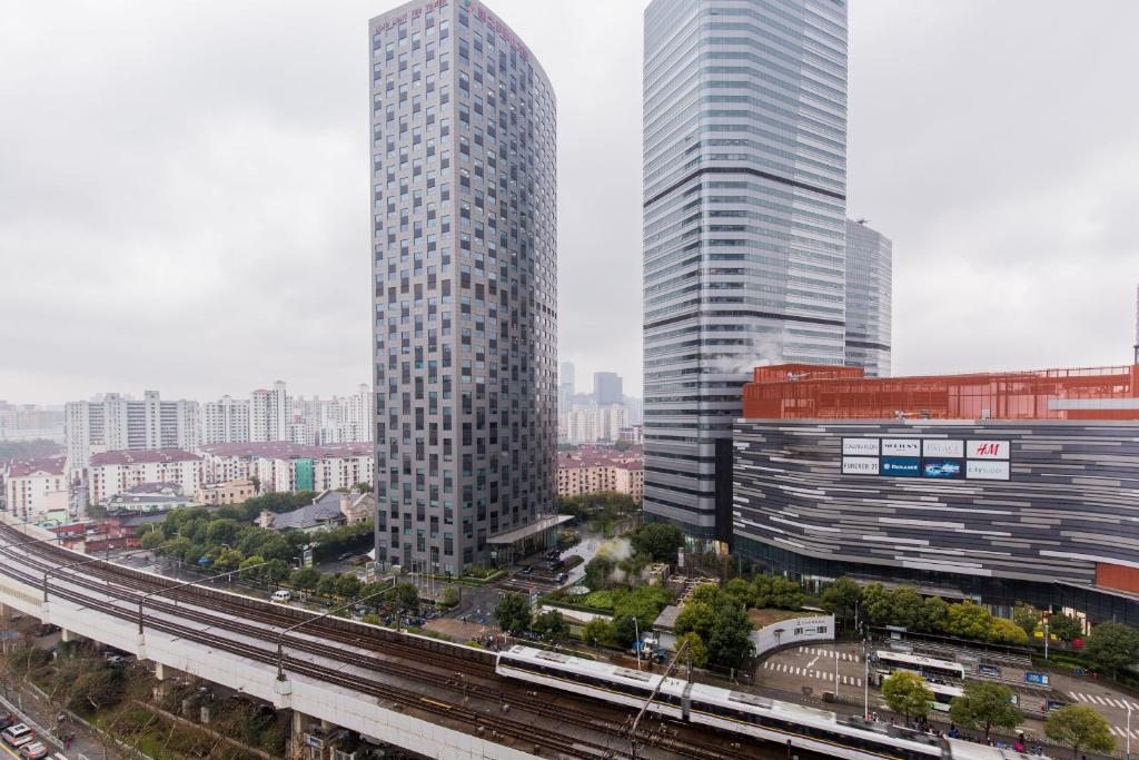 New Space-Time Zhongli Hotel Apartment, Шанхай