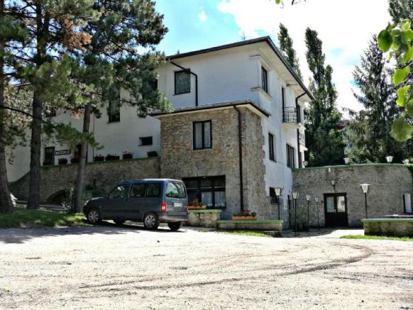 Отель Füzi Panzió, Шопрон