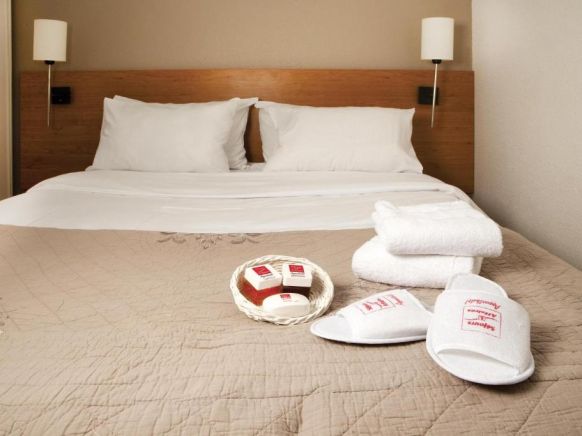 Séjours & Affaires Pantin Charles De Gaulle, Париж