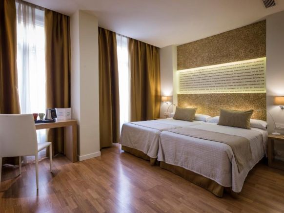 Hotel Comfort Dauro 2, Гранада