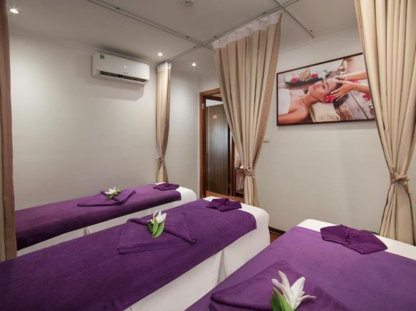 Quoc Hoa Premier Hotel & Spa, Ханой