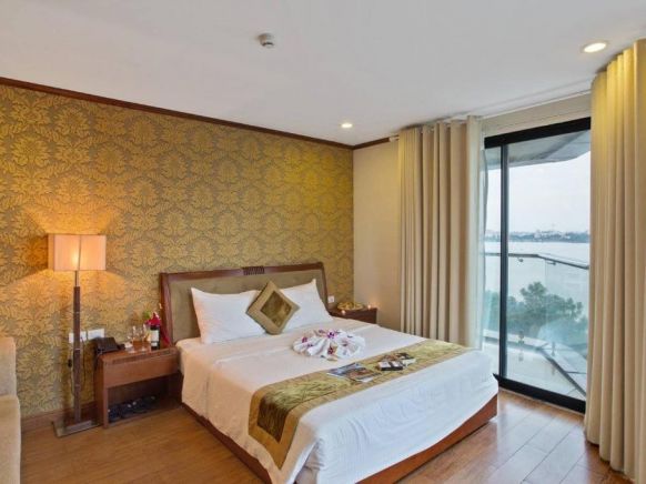 Sunset Westlake Hanoi Hotel, Ханой