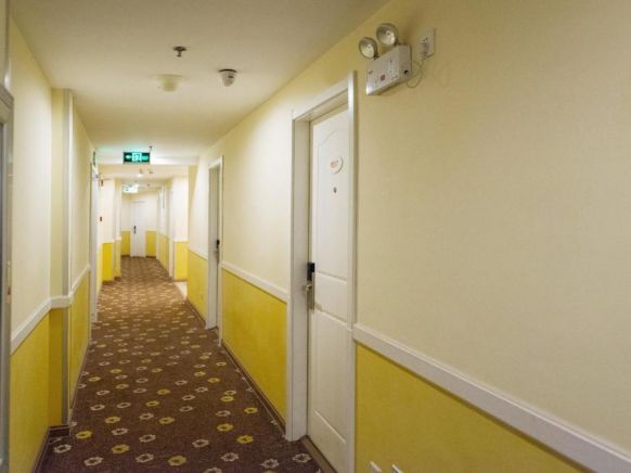Home Inn Suzhou Wujiang Saige Square