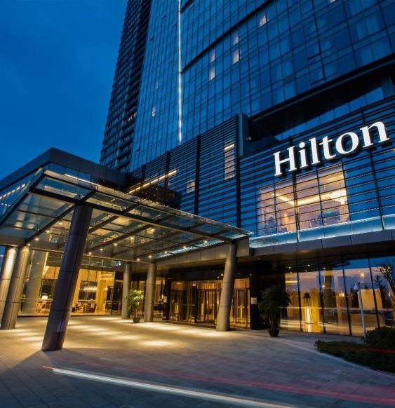 Hilton Wuhan Riverside, Ухань