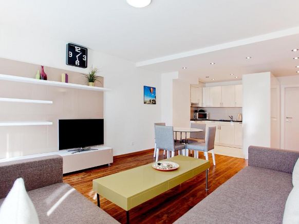 Premium Apartments by Livingdowntown