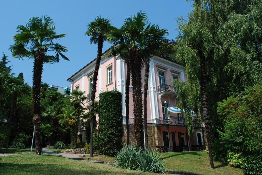 Хостел Hotel&Hostel Montarina, Лугано