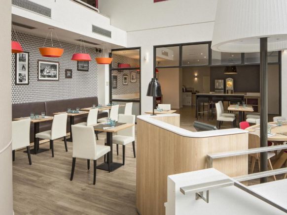 Kyriad Paris Est - Bois de Vincennes, Париж