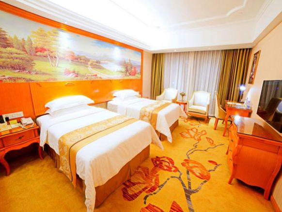 Отель Vienna Hotel Shaoguan Wuli Pavilion, Шаогуань