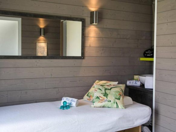 Locations de Vacances Le Clos Rhea