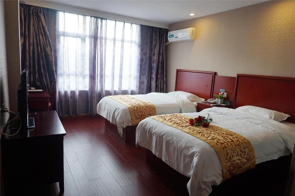 GreenTree Inn Tianjin Wuqing District Jinghu Park Shell Hotel, Уцин