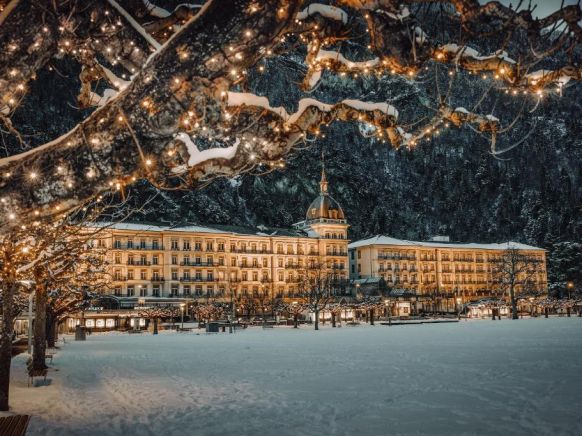 Victoria Jungfrau Grand Hotel & Spa, Интерлакен