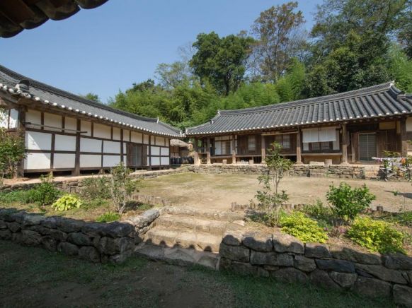 Yongwook Lee's Traditional House, Сунчхон