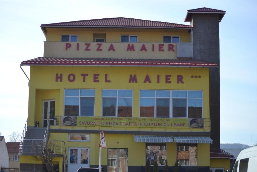 Отель Hotel Maier, Хунеадора