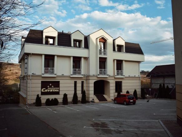 Pensiunea Crystal