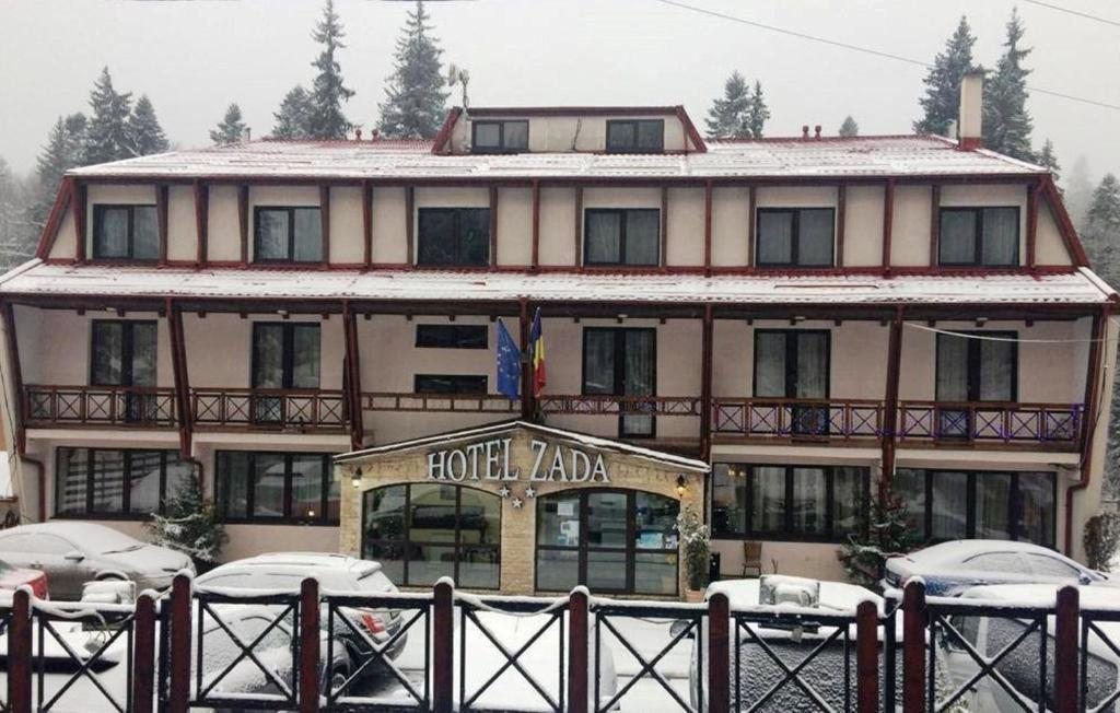 Hotel Zada, Предял