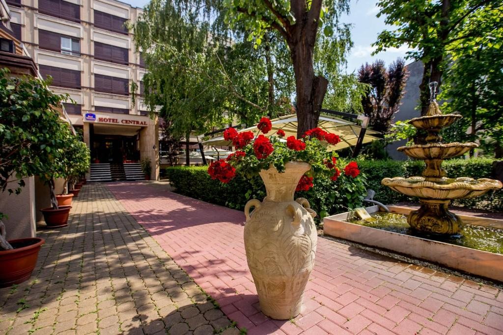 Best Western Central Hotel, Арад