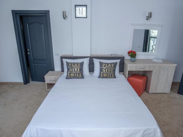 Cittadini Residence, Мамая