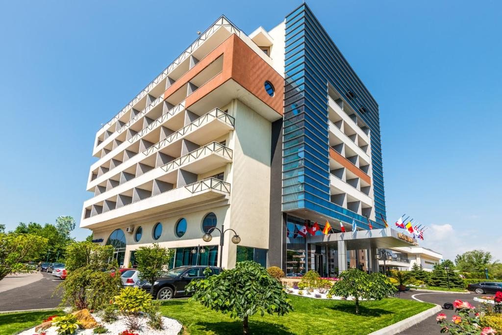 Hotel Del Mar & Conference Center, Мамая