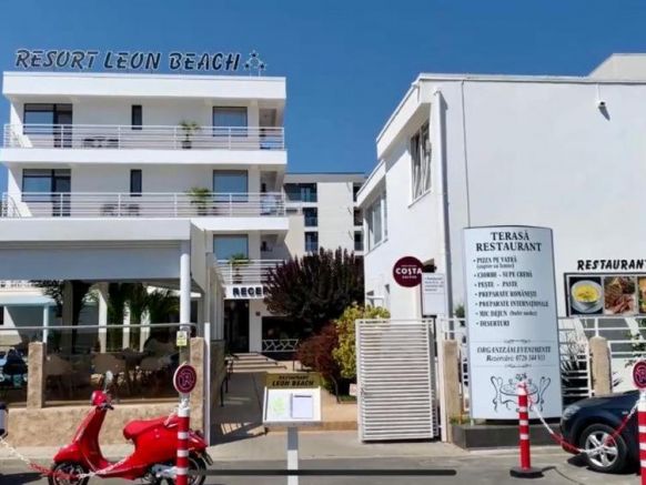 Hotel Leon Beach