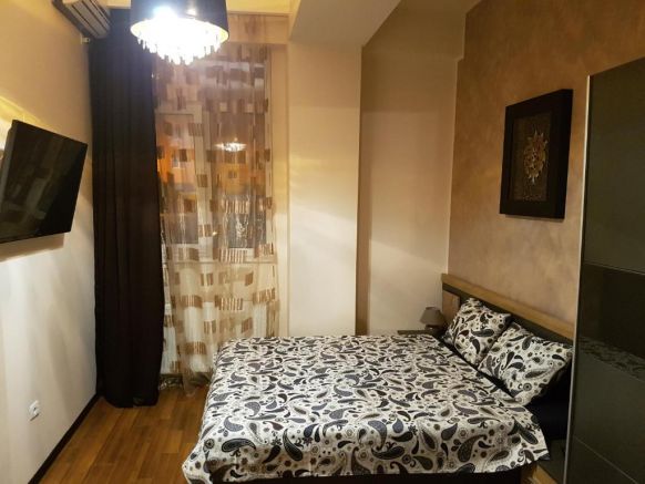 Monaco Apartments, Мамая