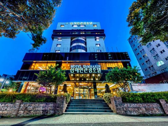 Samhaein Tourist Hotel