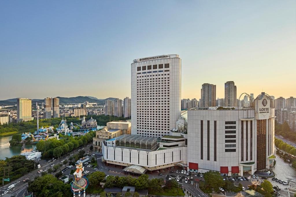 Lotte Hotel World, Сеул