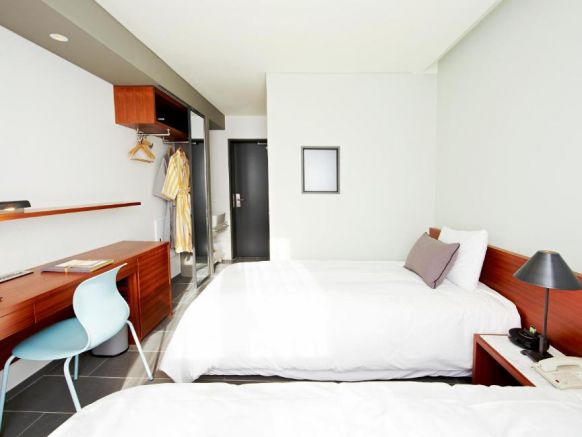 Shinshin Hotel Myeongdong