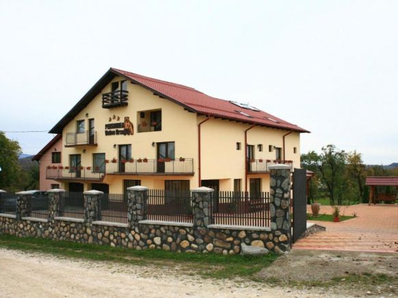 Pensiunea Valea Ursului