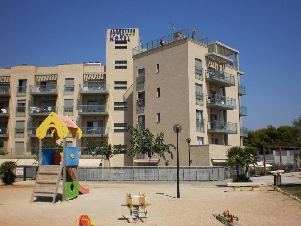 Apartamentos Alcocebre Suites 3000, Валенсия