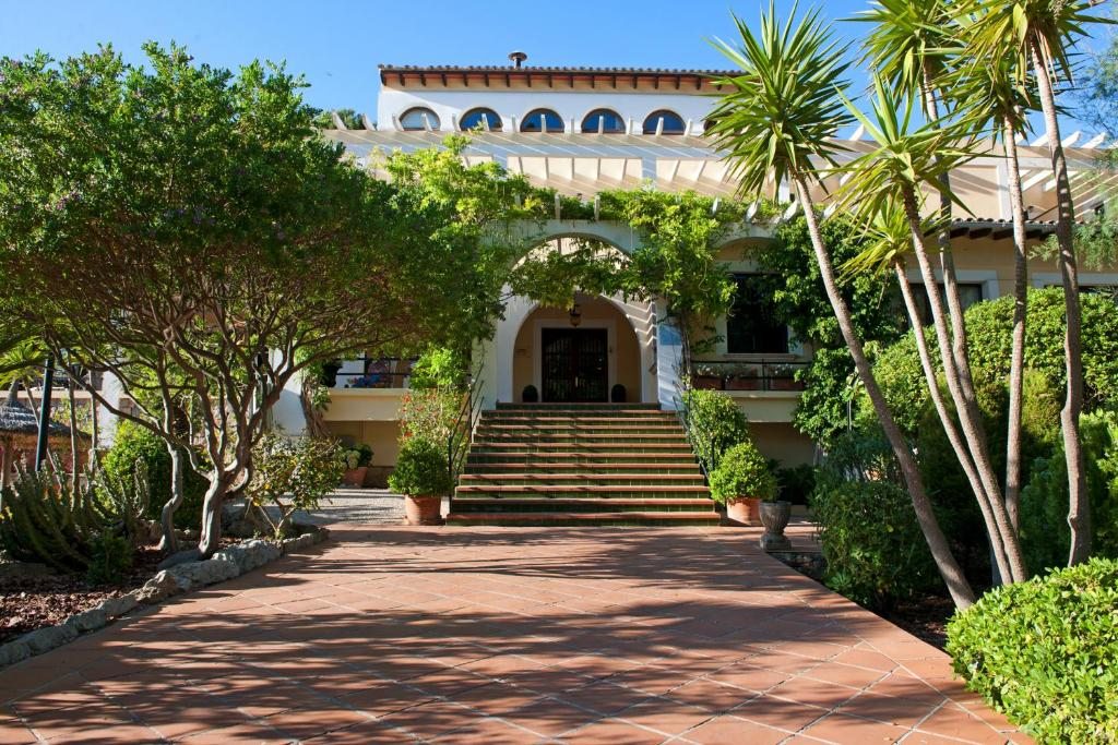 Hotel Bahia, Санта-Понса