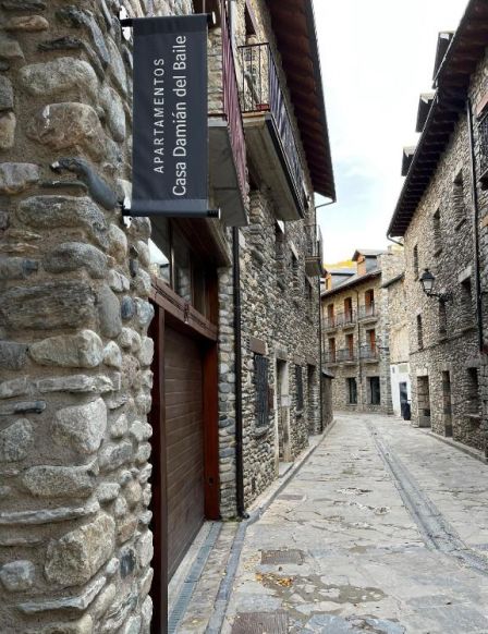 Casa Damian del Baile, Сарагоса