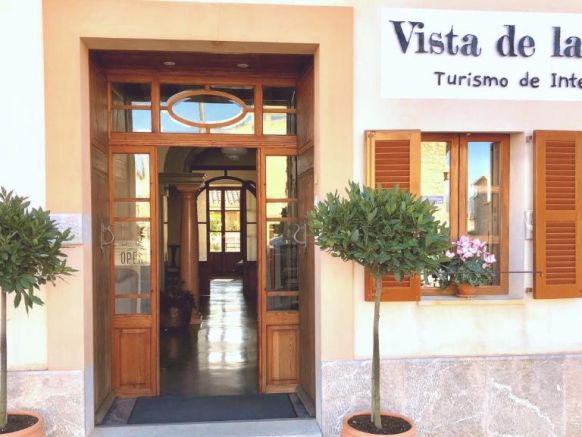 Hotel de la Vila, Инка