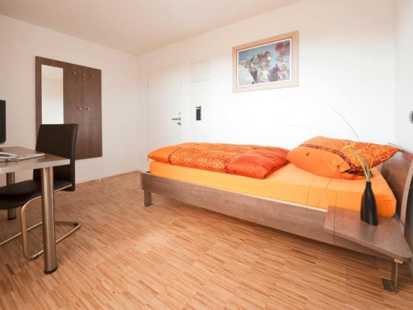 Hotel Merlin, Штутгарт