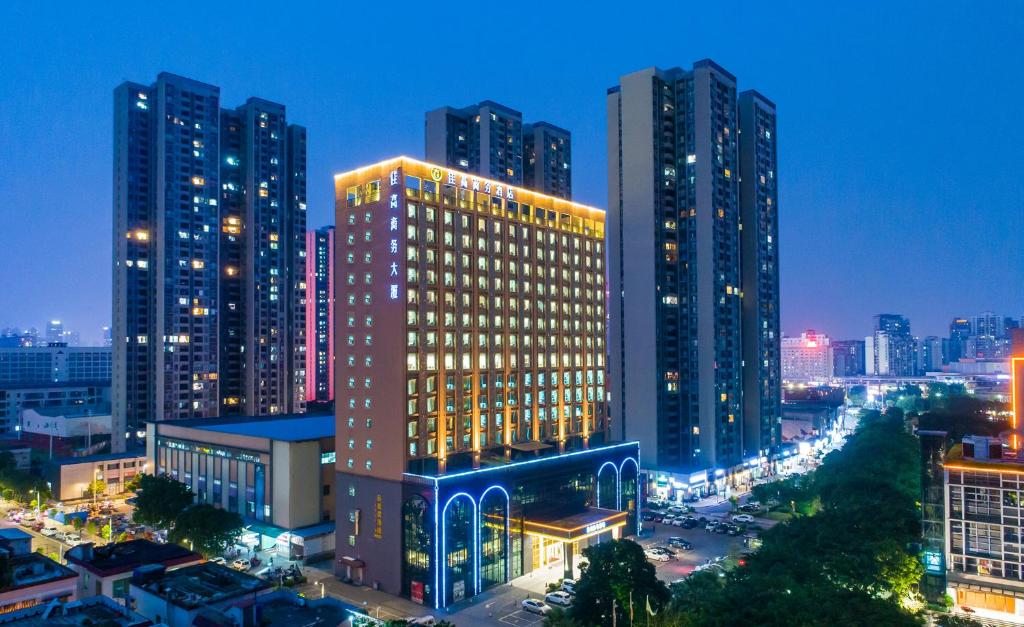 Foshan Jiagao Business Hotel, Фошань