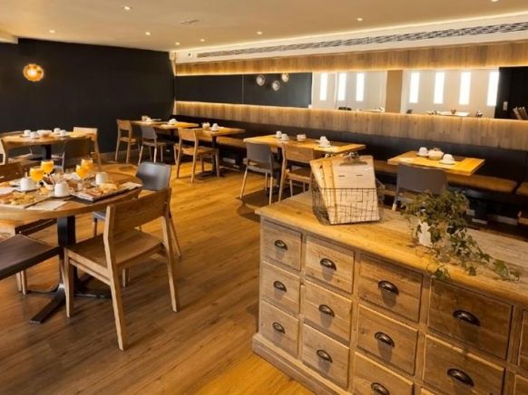 Hostal Dos Rios, Сарагоса