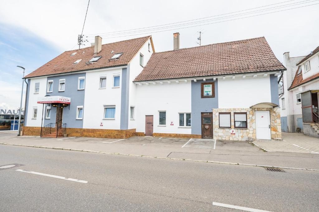 Pension zum Heurigen, Штутгарт