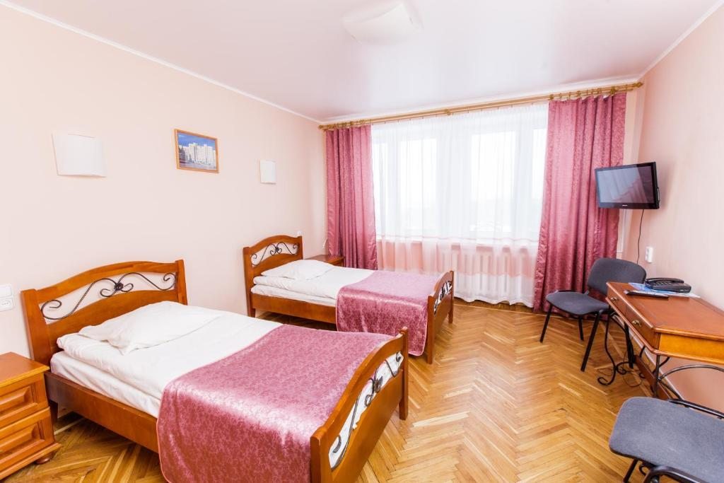Двухместный (Двухместный номер с 2 отдельными кроватями) отеля Горизонт, Барановичи
