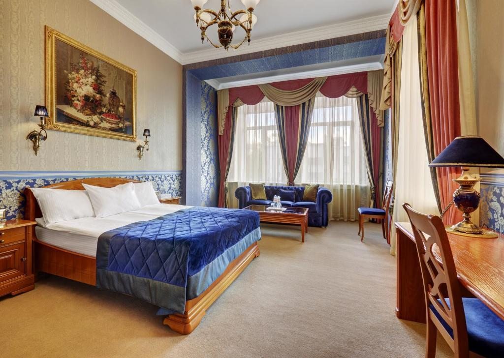Двухместный (Двухместный номер Делюкс с 1 кроватью) гостиницы Пекин, Москва