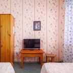 Сьюит (Двухкомнатный семейный номер с удобствами и балконом), Гостевой дом Жемчужина