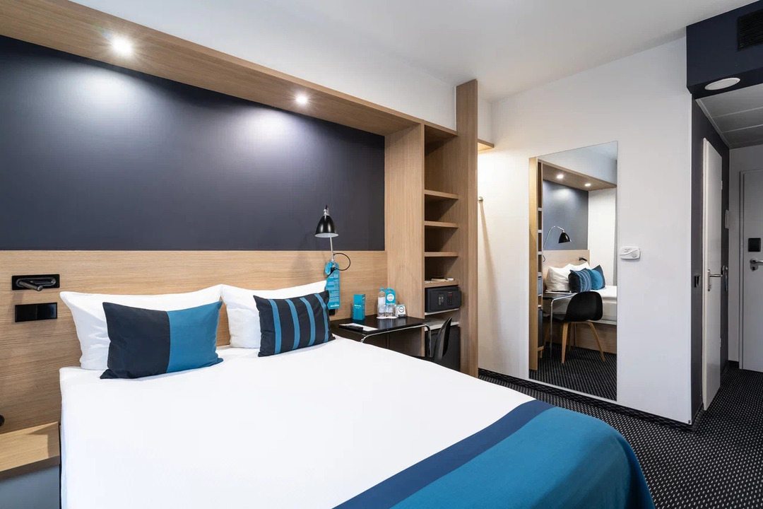 Четырехместный (Двухкомнатный семейный номер), Отель Бонотель