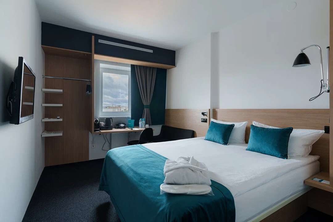 Двухместный (Улучшенный номер с кроватью размера «queen-size»), Отель Бонотель